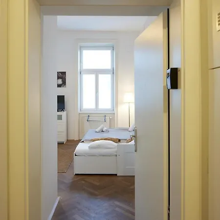 Nice Studio Close To Metro III Vídeň Exteriér fotografie