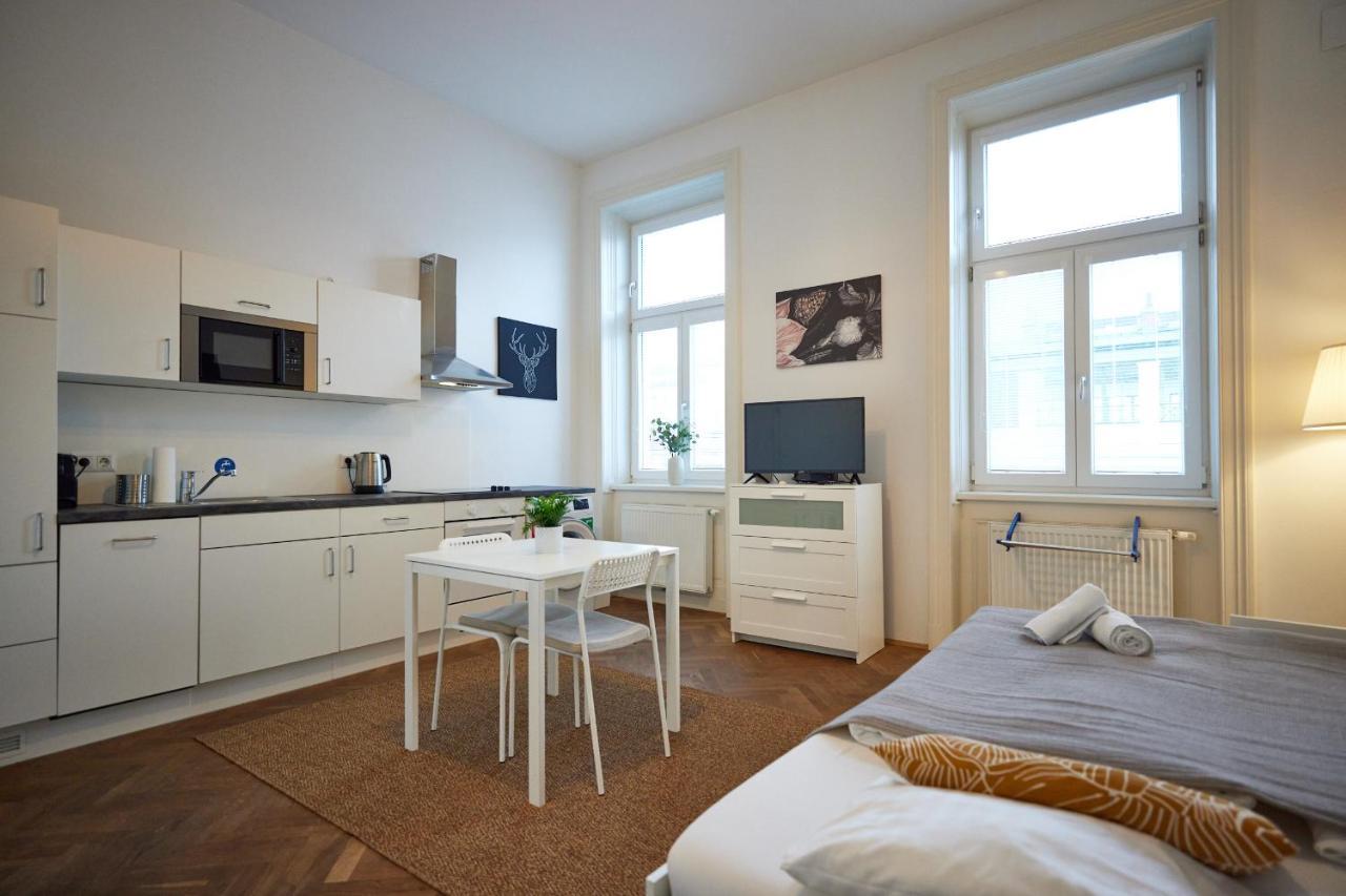Close To Metro Iii Appartement