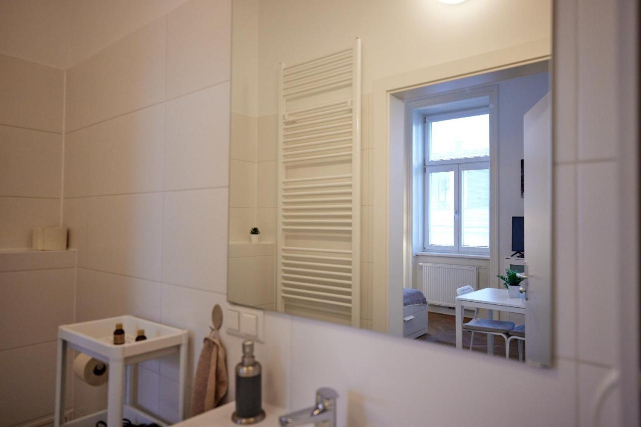 Close To Metro Iii Appartement Vienne